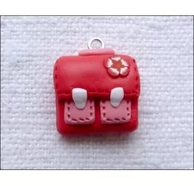 IDEES CREATIVES : Tuto : Réaliser un cartable en pâte polymère, par Ptitamande