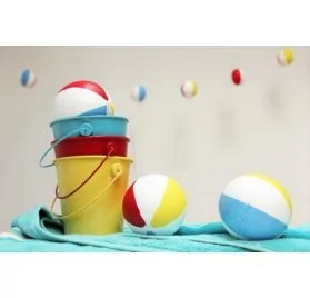IDEES CREATIVES : Tuto : Réaliser une guirlande ballons de plage, par Madiwi