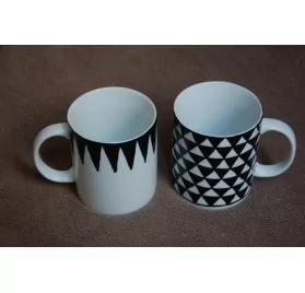 IDEES CREATIVES : Tuto : Réaliser un duo de mugs graphiques, par The Camelia