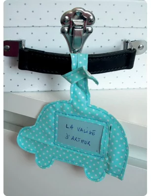 IDEES CREATIVES : Tuto : Réaliser une étiquette de cartable, par Toga