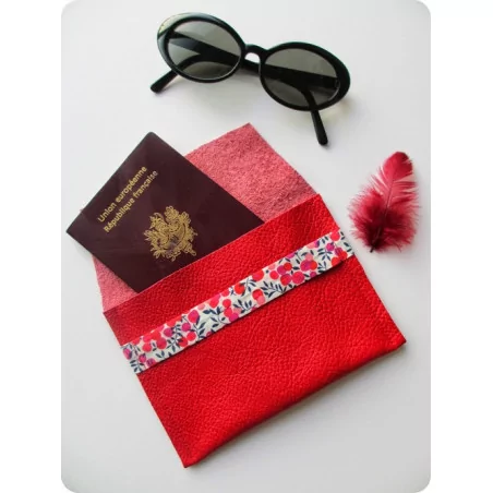 IDEES CREATIVES : Tuto : Réaliser une pochette pour passeport, par Tadaam