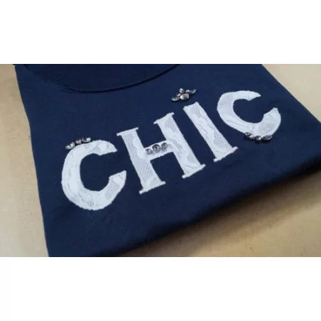 IDEES CREATIVES : Tuto : Customiser un t-shirt, par Jenni Melo