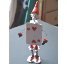 IDEES CREATIVES : Tuto : Réaliser un "Monsieur carte de coeur" en pâte polymère, par Artemio
