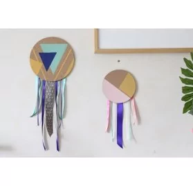 IDEES CREATIVES : Tuto : Réaliser un attrape-rêves en liège, par Mymy Cracra