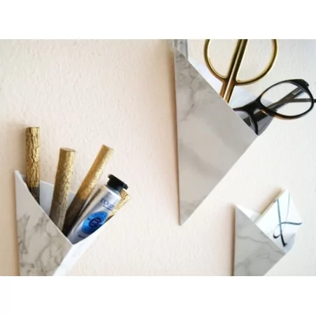 IDEES CREATIVES : Tuto : Réaliser un rangement mural, par Kit by Klo
