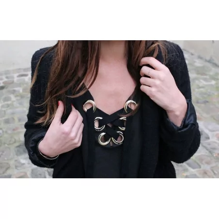 IDEES CREATIVES : Tuto : Réaliser un sweat à lacet, par Hi Laydays
