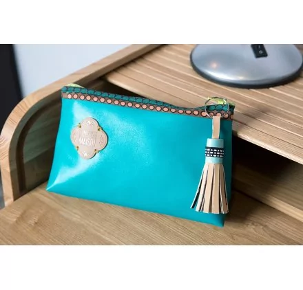 IDEES CREATIVES : Tuto - Bureau Vintage - Trousse IDEES CREATIVES : Tuto - Bureau Vintage - Trousse
