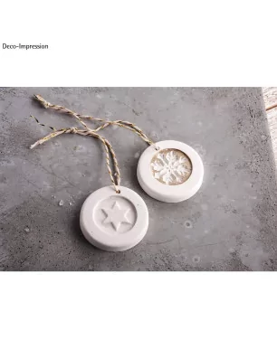 AFFAIRES : Tampons pour savon 'Rayher' Labels Flocon de neige et Etoile 30 mm