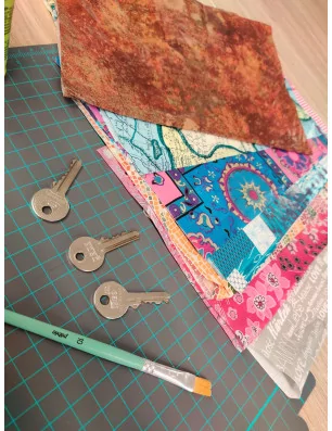 IDEES CREATIVES : Tuto - Personnaliser des clés avec du papier Décopatch